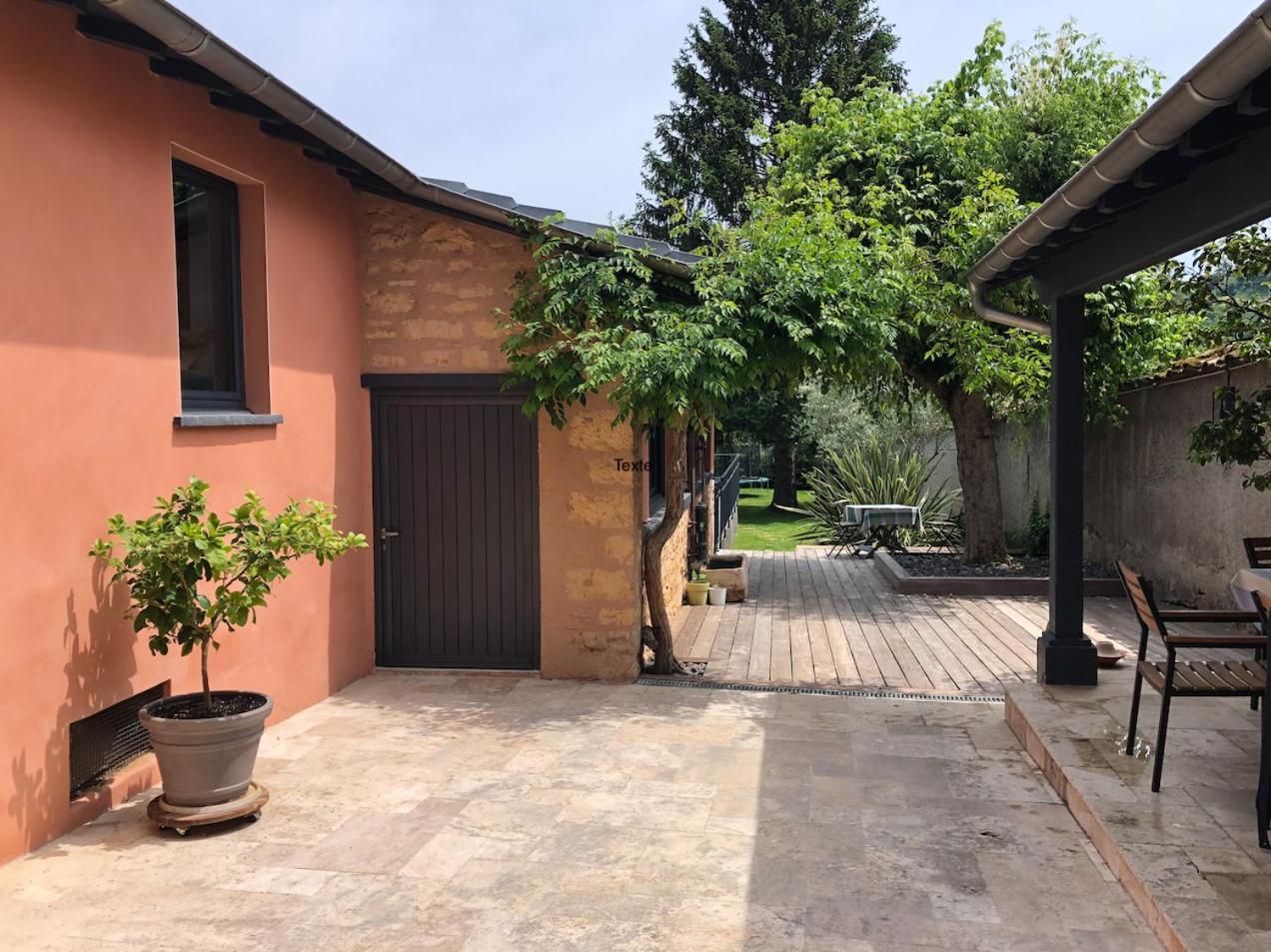 Chambre Univers Bocuse - A 200 M De La Legende Collonges-au-Mont-d'Or Екстер'єр фото