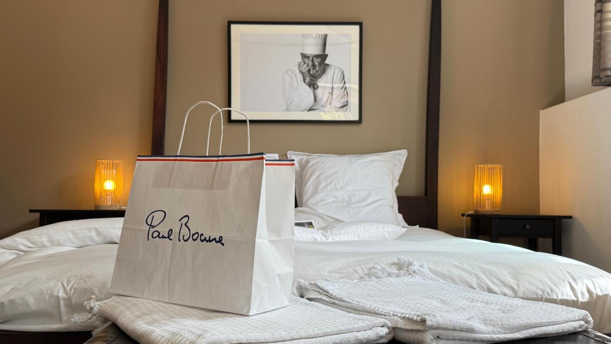 Chambre Univers Bocuse - A 200 M De La Legende Collonges-au-Mont-d'Or Екстер'єр фото